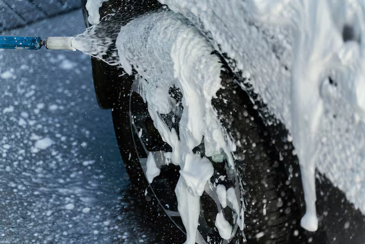 ❄️ Snow Foam 101: What It Is and Why Your Car Needs It