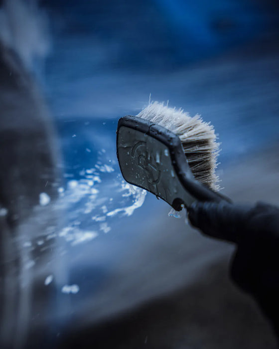 Yum Cars Detail Factory Tyre Brush