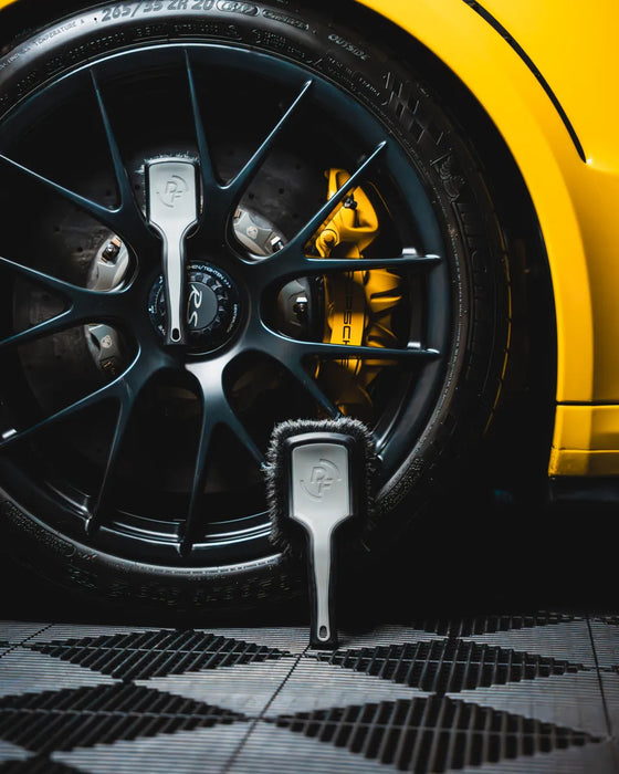 Yum Cars Detail Factory Tyre Brush