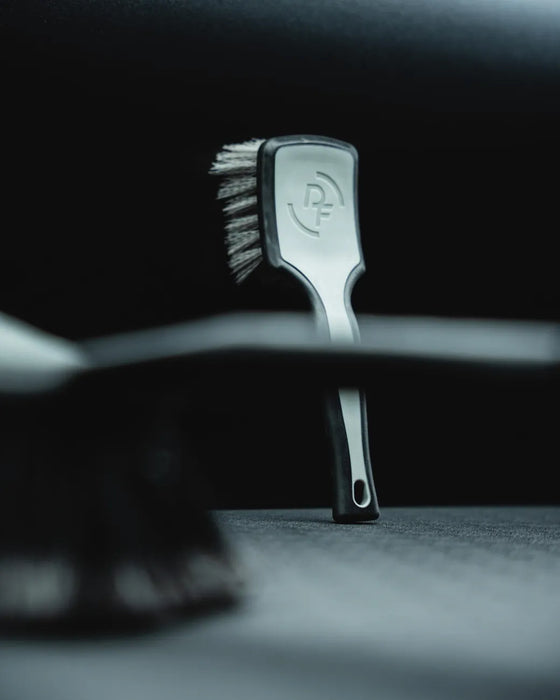 Yum Cars Detail Factory Tyre Brush